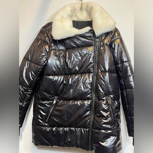 WHICH WE WANT Women Coat Size M